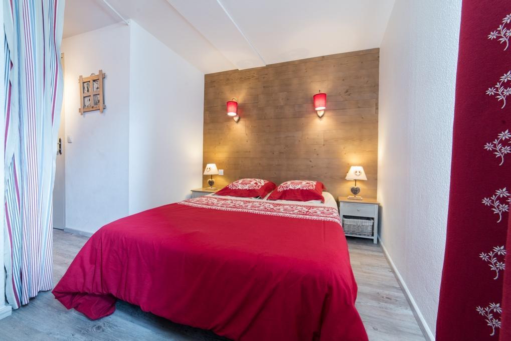 Gite La Maisonnee Sazos Экстерьер фото