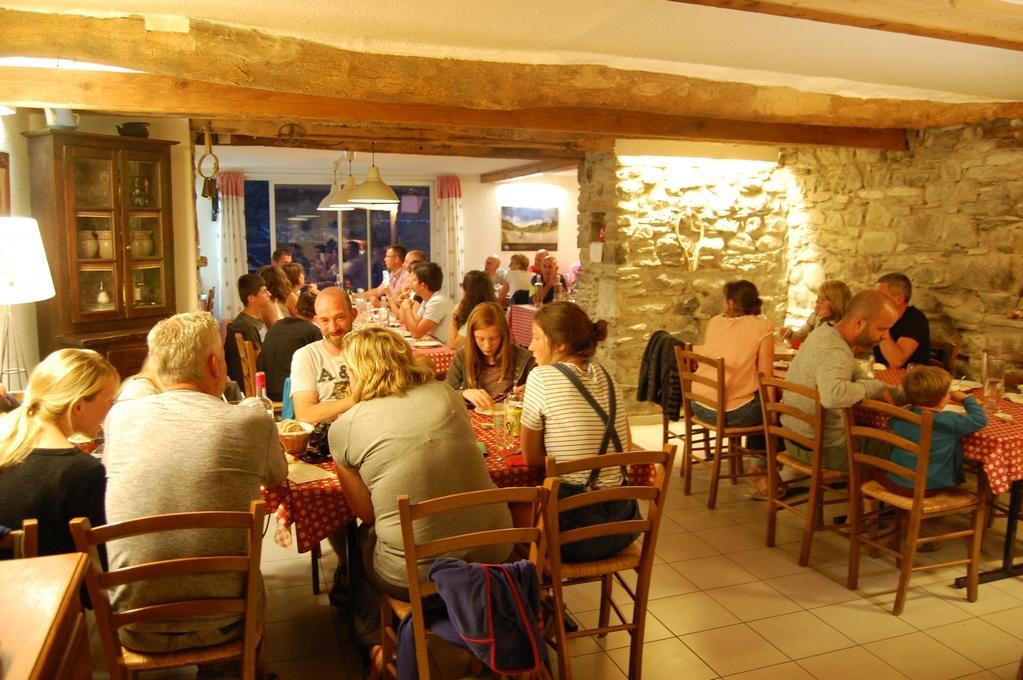 Gite La Maisonnee Sazos Экстерьер фото